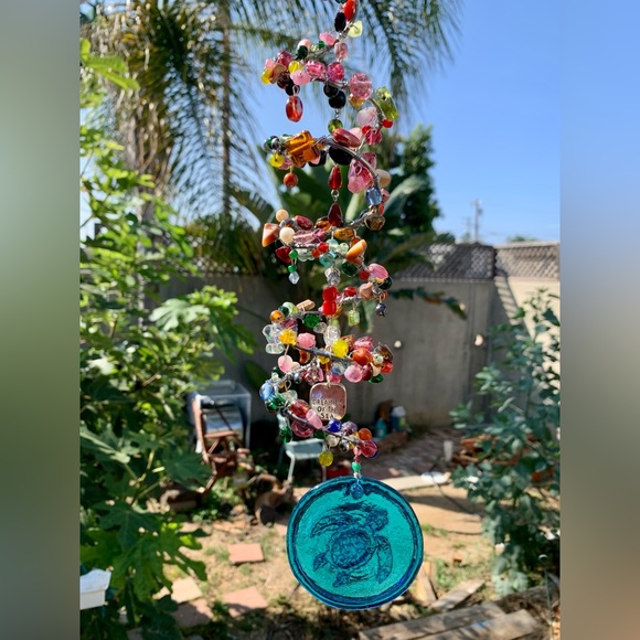 Stained Glass Blue Sea Turtle Beaded Ocean Metal Spiral Sun Catcher Mobile - Picture 8 of 10